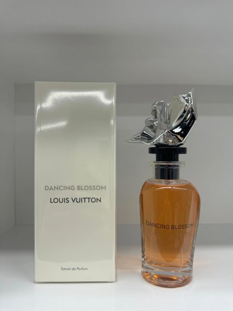 LOUIS VUITTON Dancing Blossom —